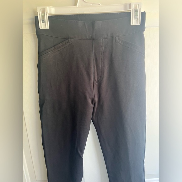 Spanx Women’s Black Like New Pull On Backseam Skinny Ponte Pants in XS - Picture 5 of 9